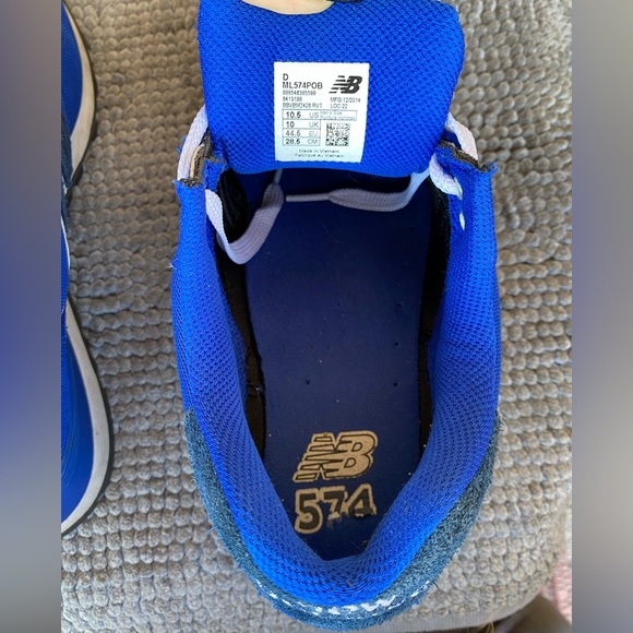 New Balance 574s - Blue n White - Mens 10.5 - Worn Very Few Times - - Picture 5 of 6